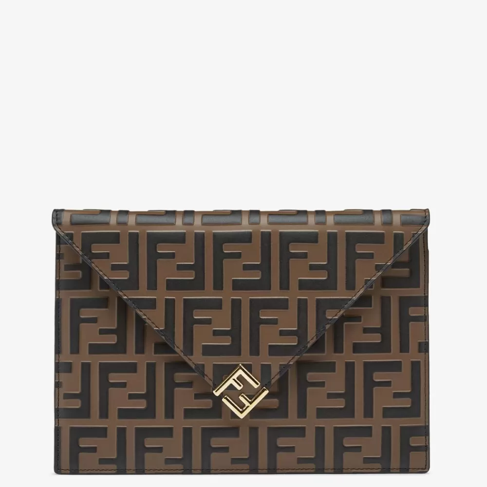 Pouch>Fendi Busta In Pelle Marrone