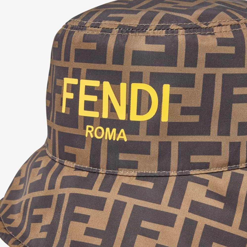 Accessori>Fendi Cloche Double Face In Logo Gialla E Con Logo Ff