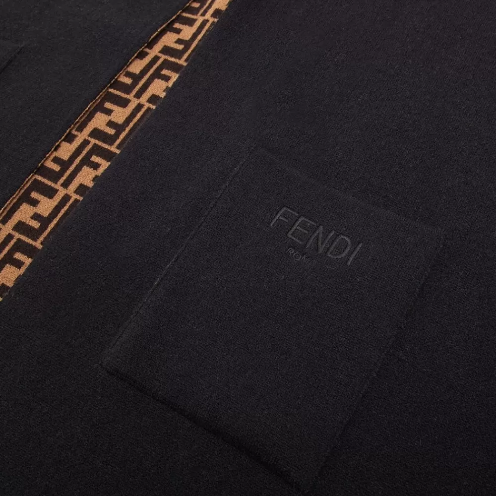 Accessori E Borse>Fendi Mantella Reversibile Nera E Logo