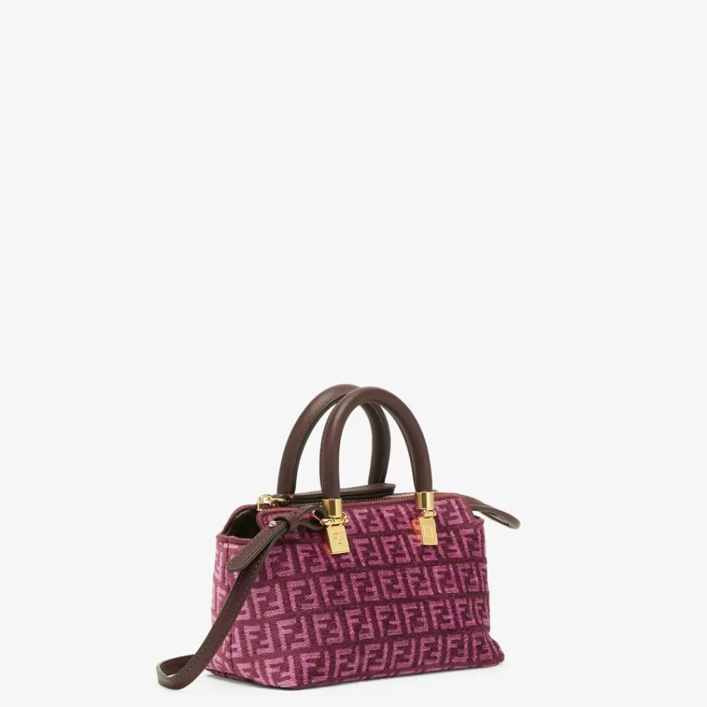 Borse Mini>Fendi Pouch In Tessuto Tapestry Rosa Con Motivo Ff
